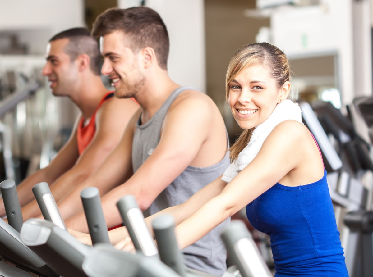 Spor yapmak hobiniz veya yaşam tarzınız olmasa da ilişkiye heyecan katmanın en iyi yolu,  yine de SPOR’dan geçiyor.