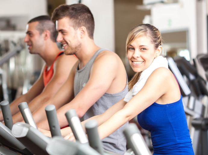 Spor yapmak hobiniz veya yaşam tarzınız olmasa da ilişkiye heyecan katmanın en iyi yolu,  yine de SPOR’dan geçiyor.
