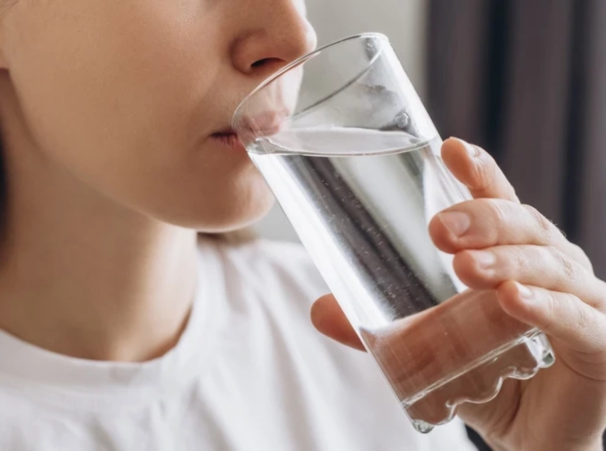 Yetersiz su tüketimi yağlanmayı artırıyor! İşte metabolizmayı canlandırmanın 7 etkili yolu!