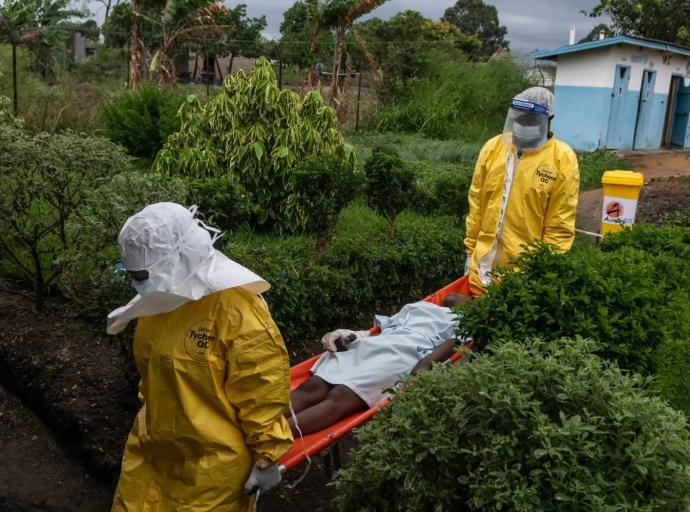 DSÖ yeni Ebola salgını için bölgesel risk değerlendirmesini artırdı