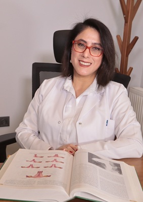 Dr.Özlem_Özyılmaz.JPG
