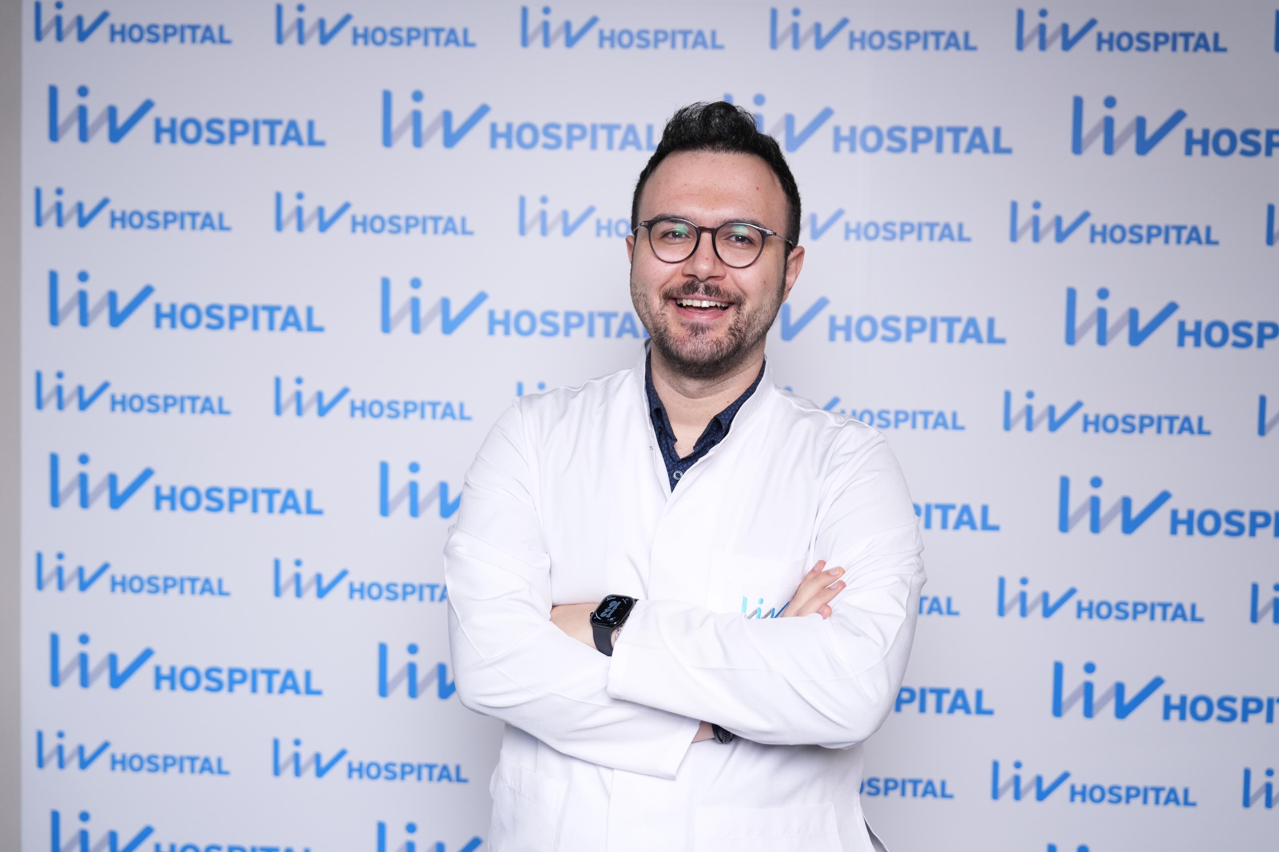 Liv_Hospital_Dermatoloji_Uzmanı_Dr._Onur_Gündoğdu.jpeg